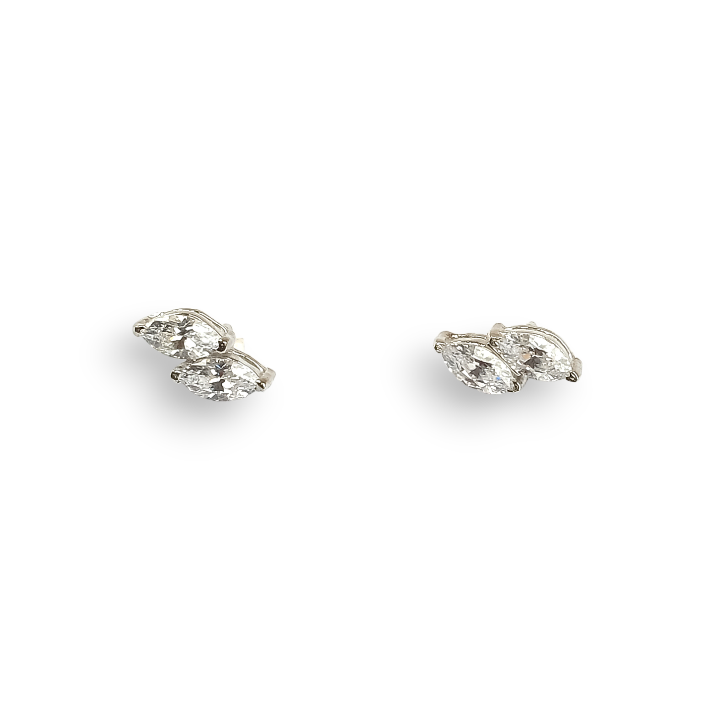 Uniq Silver Earring