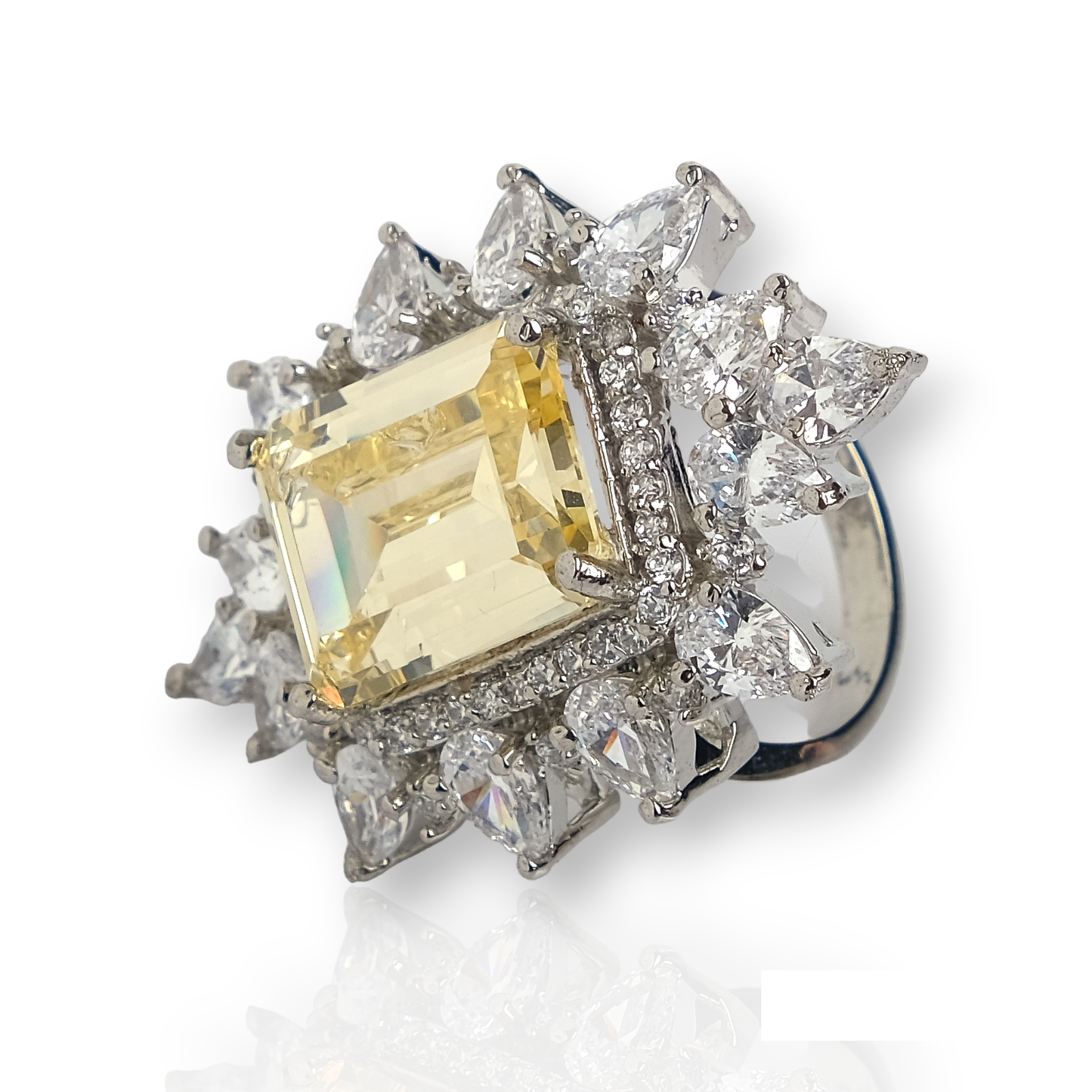 Emerald Diamond Ring
