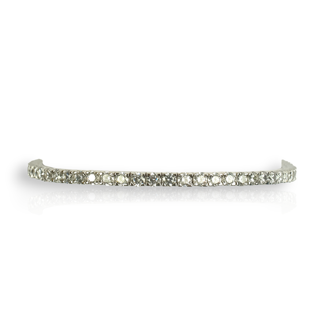 Slim silver design bracelet