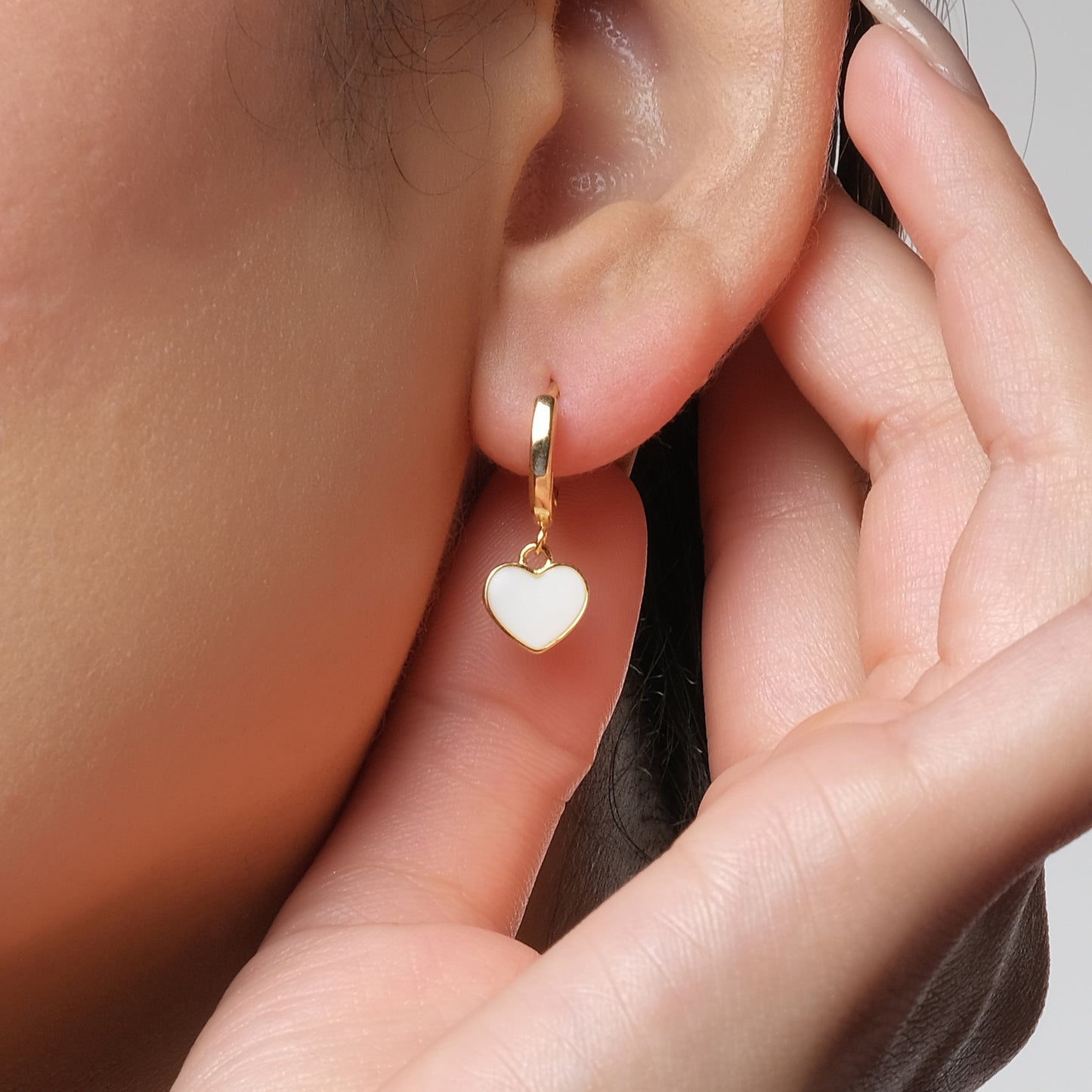 Gold Earring With Heart Pearl