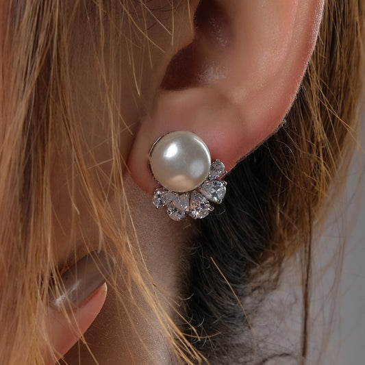 Silver Earring With Pearl